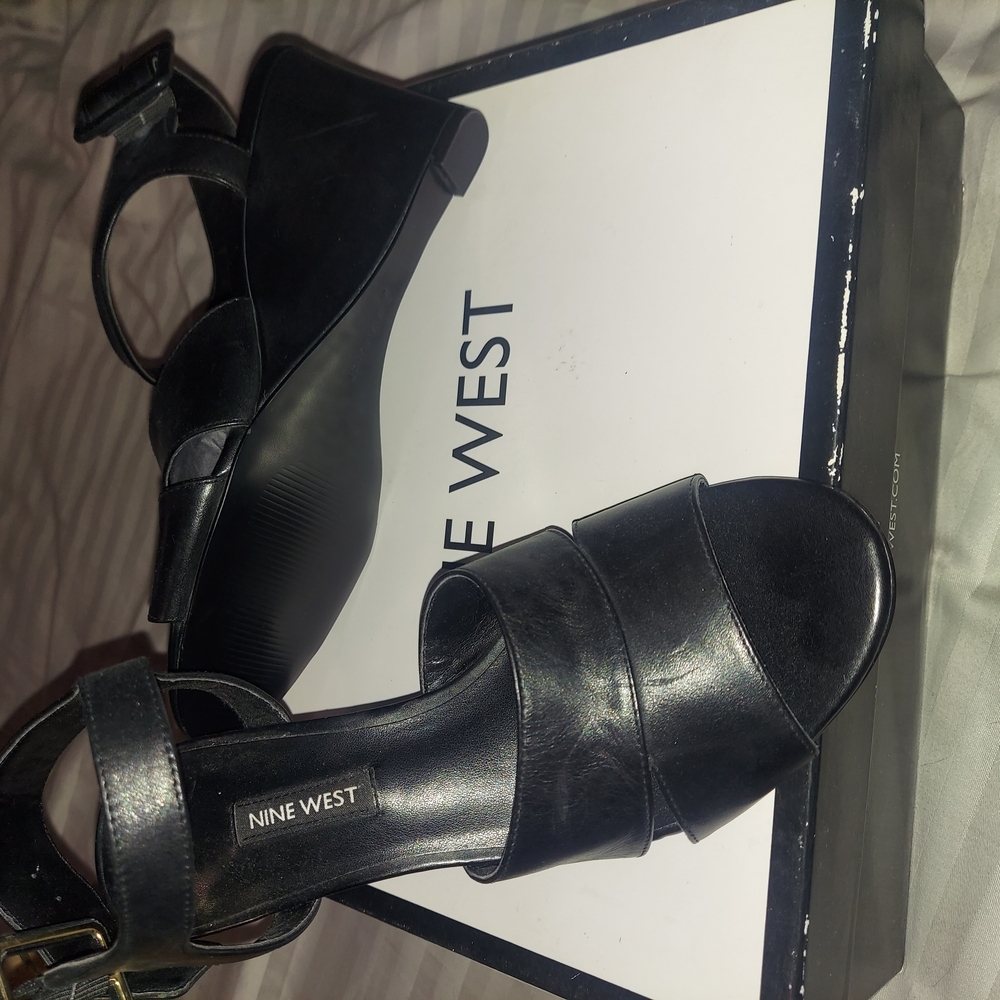 Nine West Black Strappy Sandals